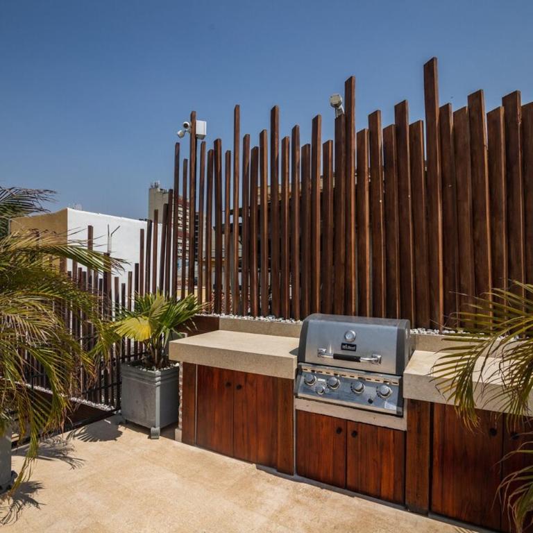 Casa Del Hidalgo - Walled City 7BR Colonial Villa - Villa - 7