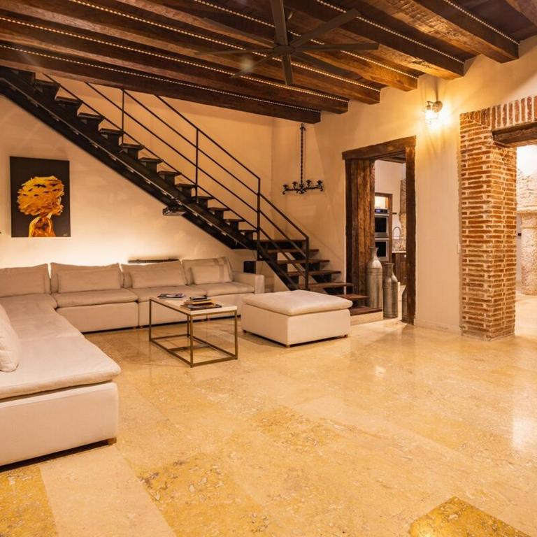 Casa Del Hidalgo - Walled City 7BR Colonial Villa - Villa - 5