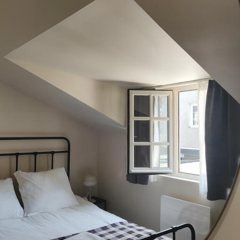 Le 11 Amboise - Maison de Charme & Cour Privée dans le Cœur Historique d'Amboise - Maison 2 Chambres - 21