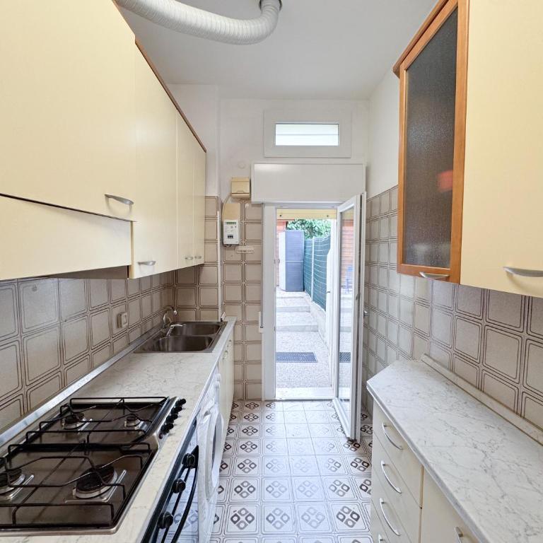 Intera casa, 100 m dal mare, grande giardino - Villa con 3 Camere da Letto - 14