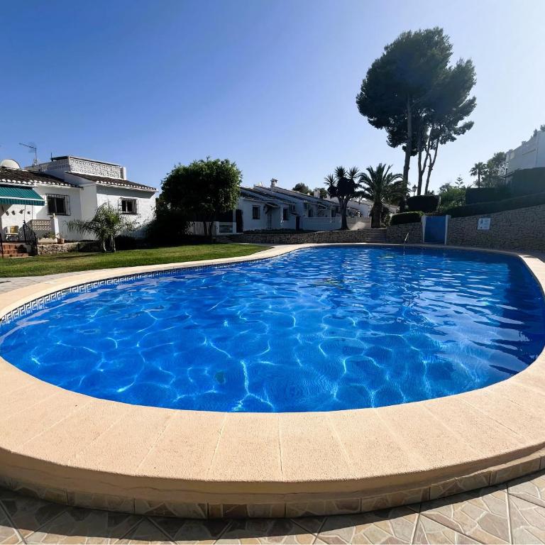 Casa Mila - Three-Bedroom House - 1