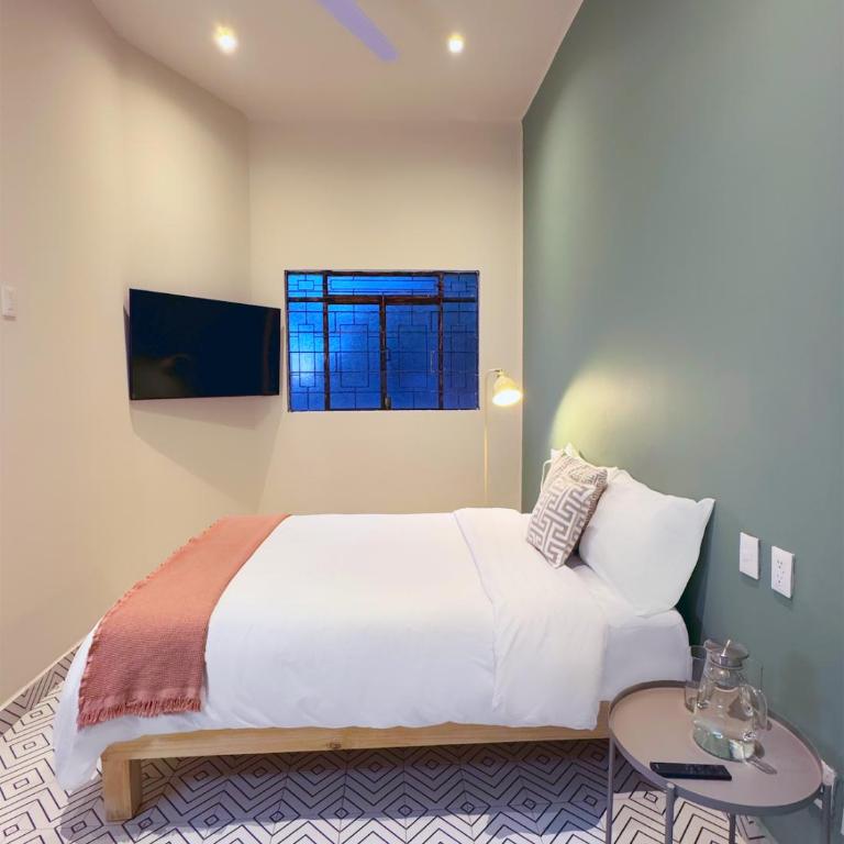 Americana Stay steps from Chapultepec cozy private bedroom - One-Bedroom House - 3