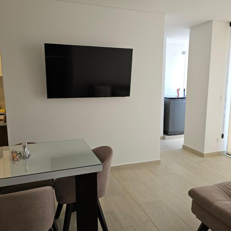 Cozy Apt In The Coffee Region - Apartamento de 2 dormitorios con balcón - 11