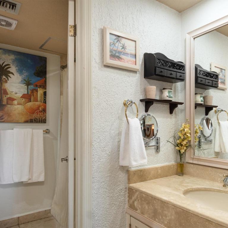 NEWLY RENOVATED Lazy Daze Paradise Retreat - Casa - 14