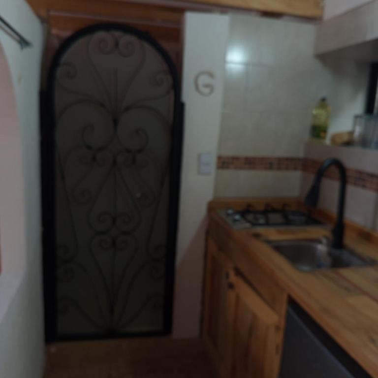 Tiki - Two-Bedroom House - 9