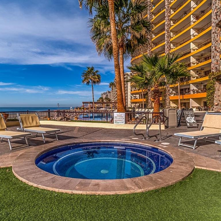 Shore Break Getaway Simply Beautiful Oceanfront Condo - Ferienhaus - 23