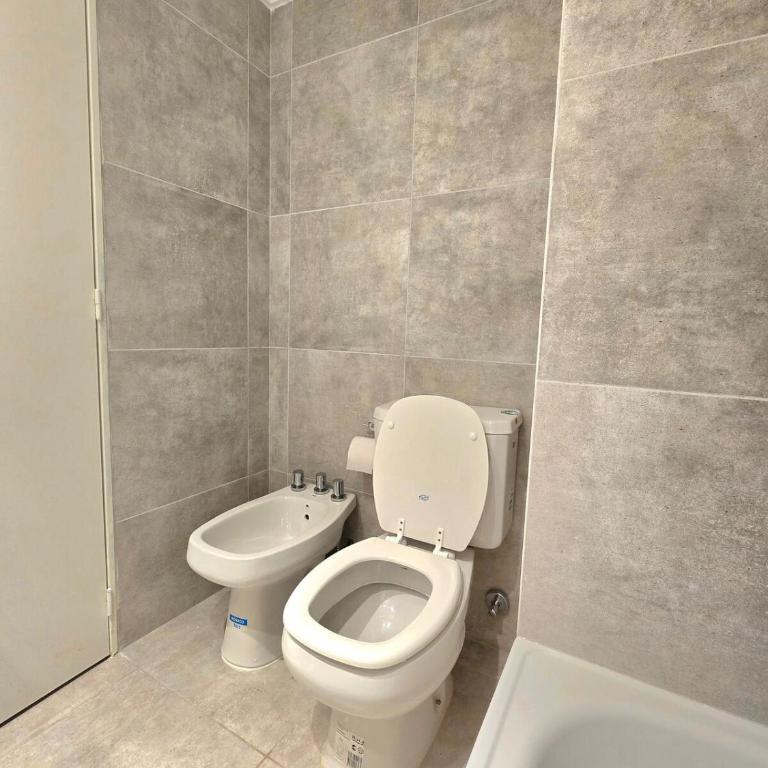 Encantador depto a estrenar a 100m Av Pellegrini - One-Bedroom Apartment - 13