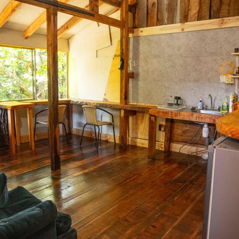 Cabaña Rústica Junto al Río - Casa con 1 dormitorio - 9