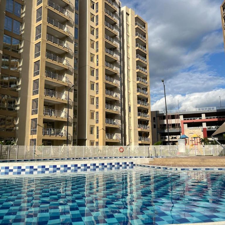 Apartamento con Piscina - Vista a las montañas - Villeta a 90 min de Bogotá - Apartamento de 2 dormitorios con balcón - 26