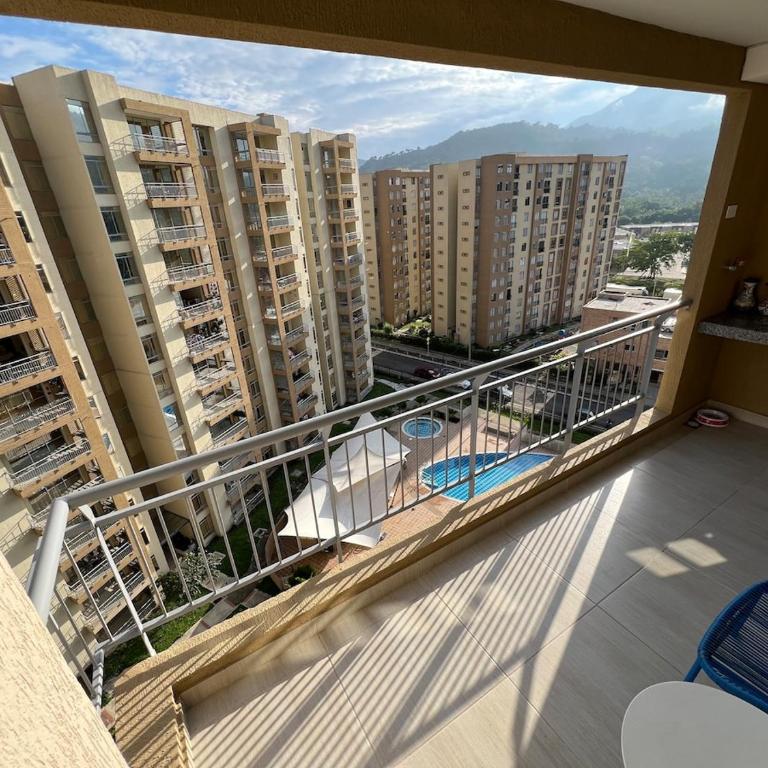 Apartamento con Piscina - Vista a las montañas - Villeta a 90 min de Bogotá - Apartamento de 2 dormitorios con balcón - 38