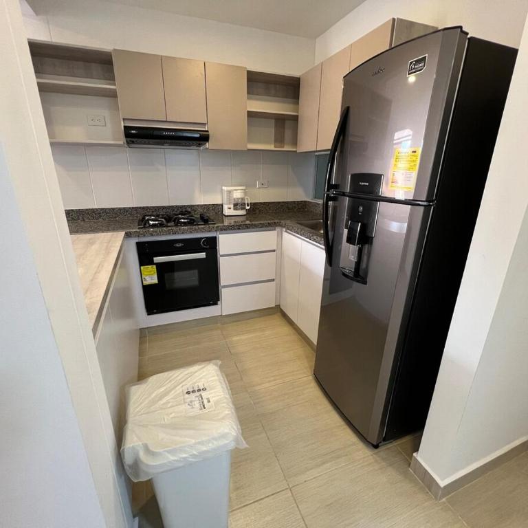 Apartamento con Piscina - Vista a las montañas - Villeta a 90 min de Bogotá - Apartamento de 2 dormitorios con balcón - 46