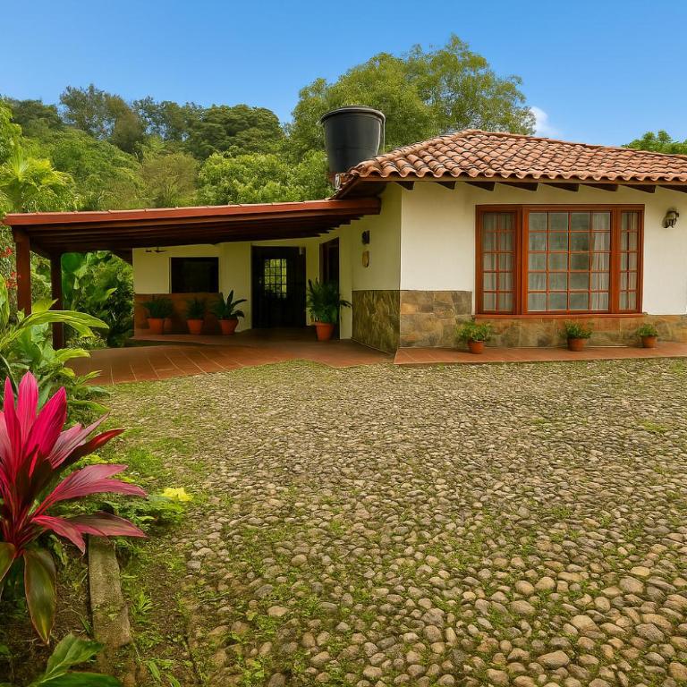 Rincón del colibrí/casa campestre/piscina/la vega - Casa de 6 dormitorios - 50