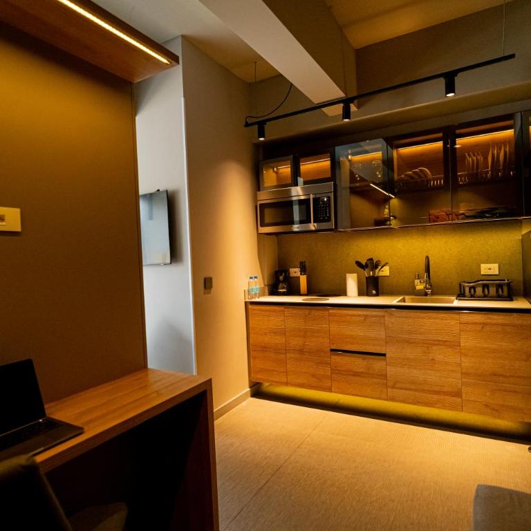 Espectacular Apartaestudio con Piscina sobre la calle 100 - One-Bedroom Apartment - 10