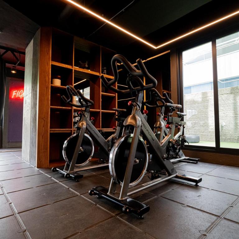 Espectacular Apartaestudio con Piscina sobre la calle 100 - One-Bedroom Apartment - 16