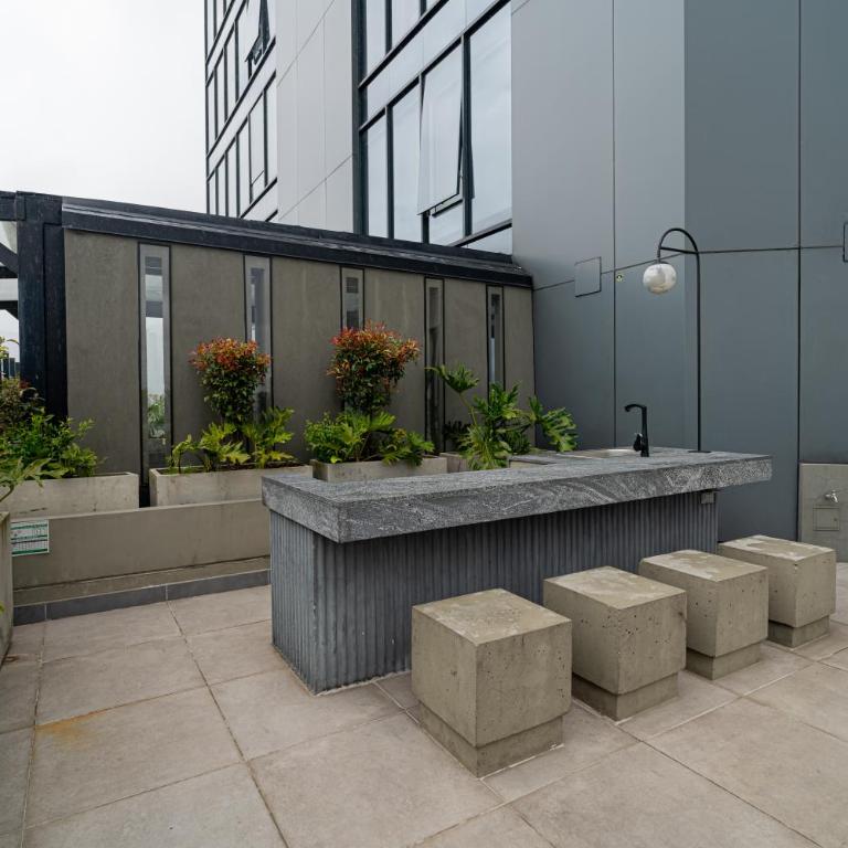 Espectacular Apartaestudio con Piscina sobre la calle 100 - One-Bedroom Apartment - 31