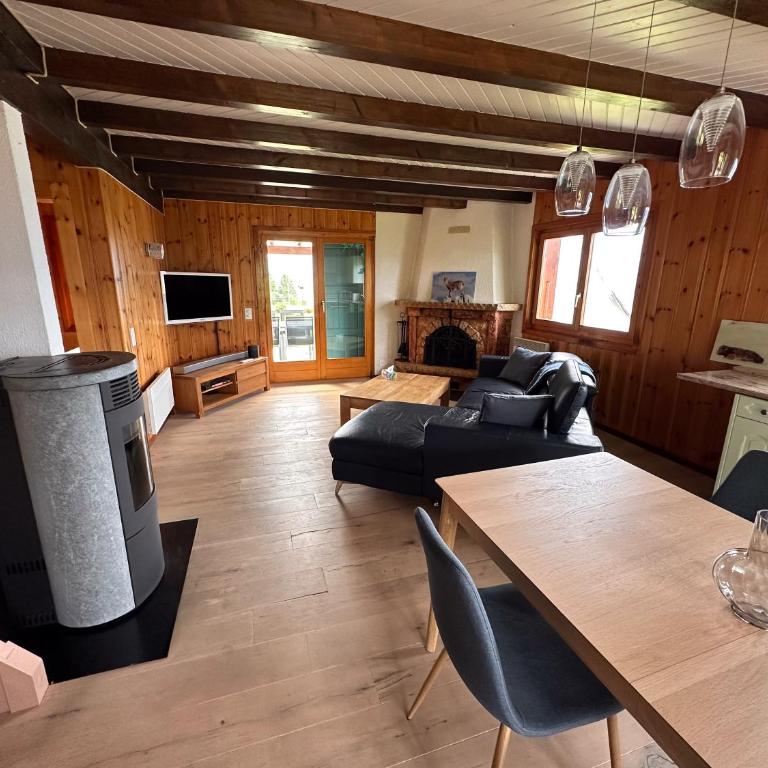 Chalet l'Aiglon Valais - Vue, Confort, Jacuzzi - Chalet - 3
