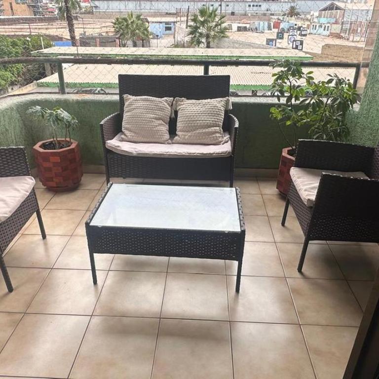 Departamento en Playa Cavancha - Three-Bedroom Apartment with Balcony - 4