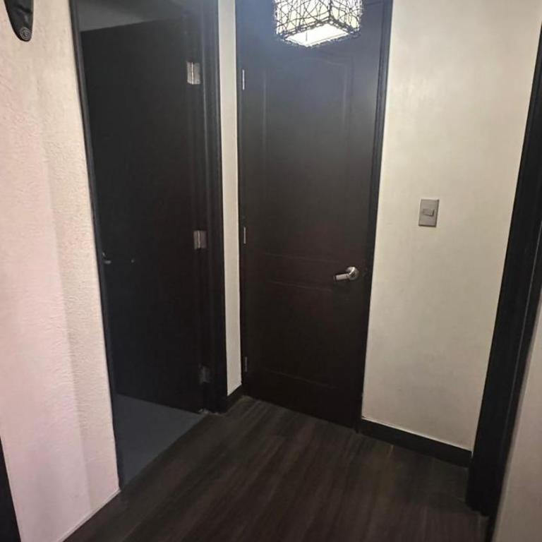 Departamento en Playa Cavancha - Three-Bedroom Apartment with Balcony - 7