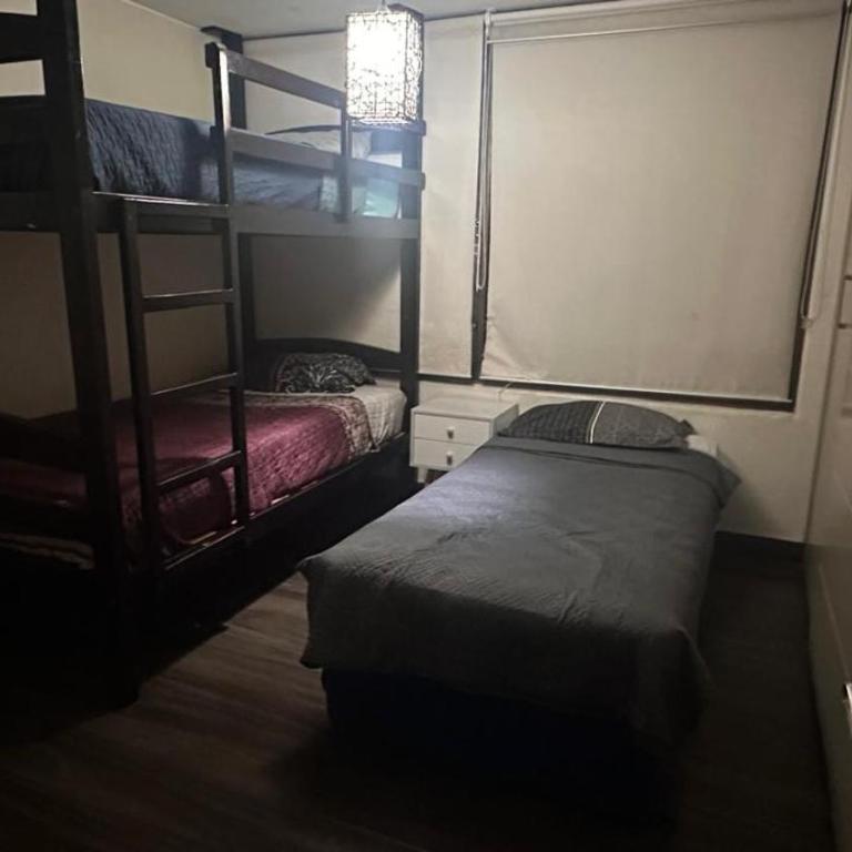 Departamento en Playa Cavancha - Three-Bedroom Apartment with Balcony - 11