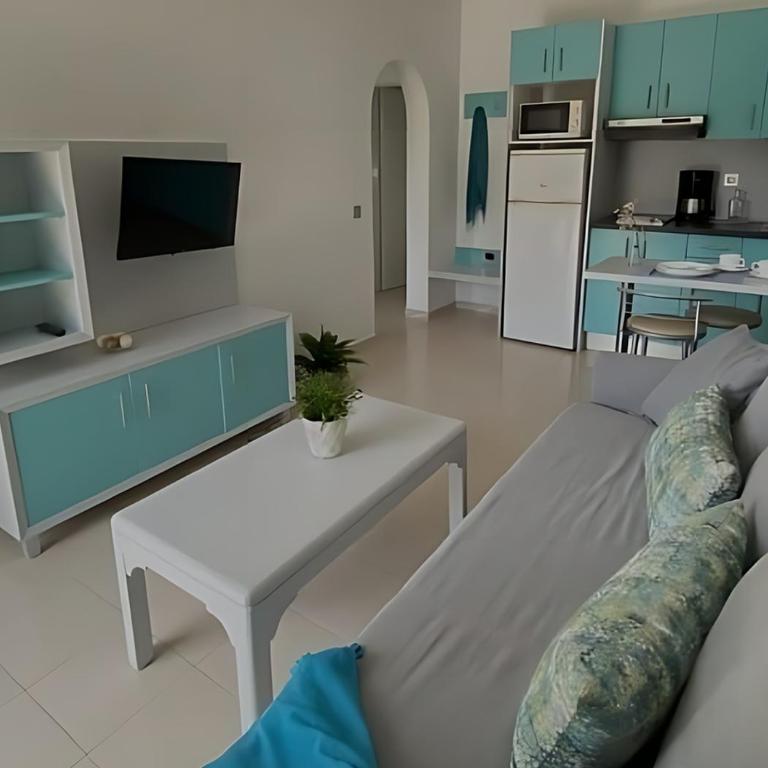 VELEROS SUNSET Puerto Rico Apartement, Sea view, Pool, Perfect for sun lovers - Two-Bedroom Apartment with Terrace and Sea View - 8