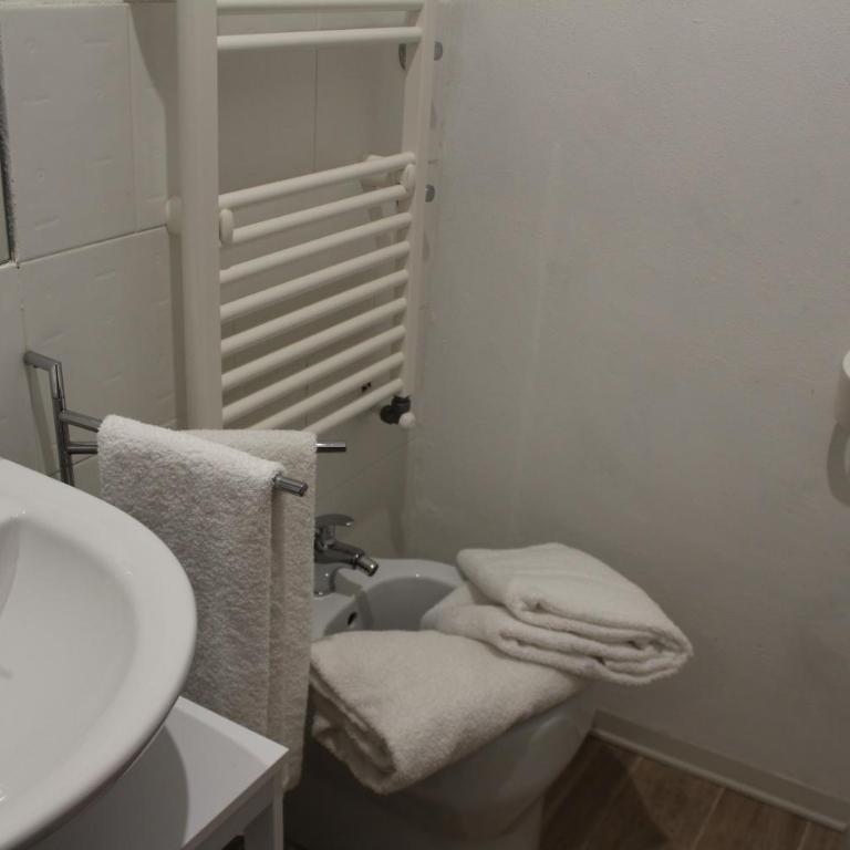 Villa Lilia by Let - Double Room - 9