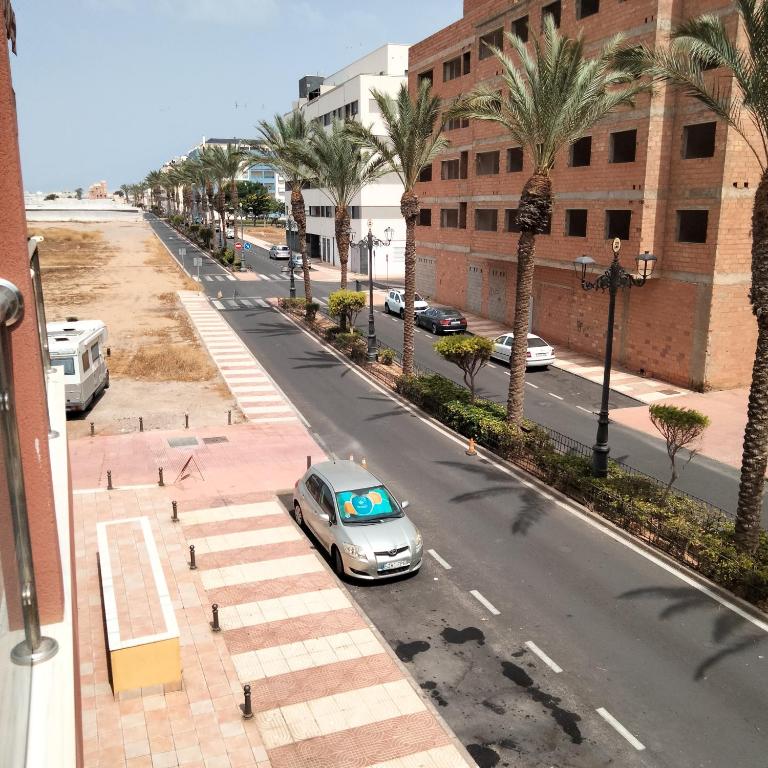 Roquetas - One-Bedroom Apartment - 12