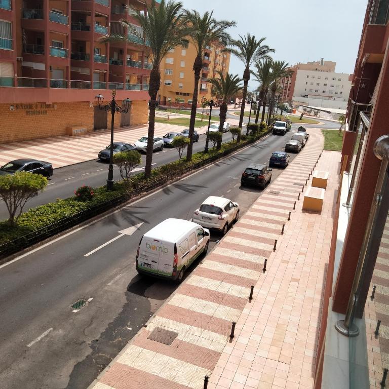 Roquetas - One-Bedroom Apartment - 11