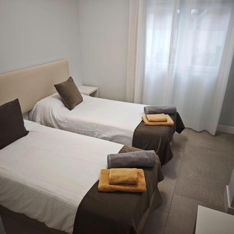 Espacio Room con Piscina, LAJARES - Habitación Doble con baño privado - 9