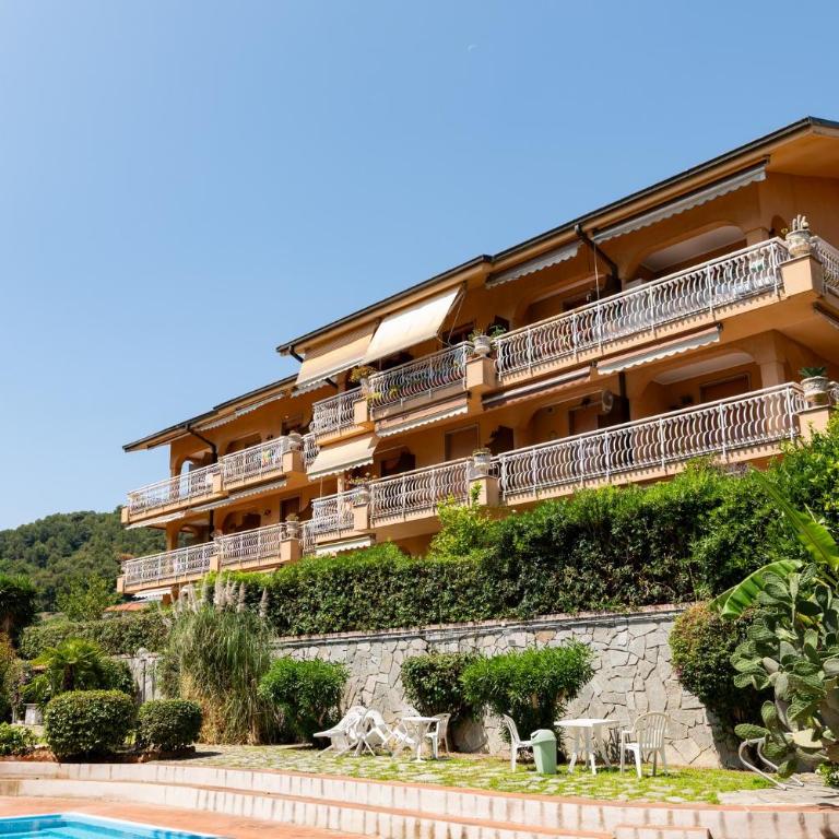 GuestHost - Bordighera Terrace APT with Parking & Shared Pool - Appartamento con 1 Camera da Letto e Terrazza - 31