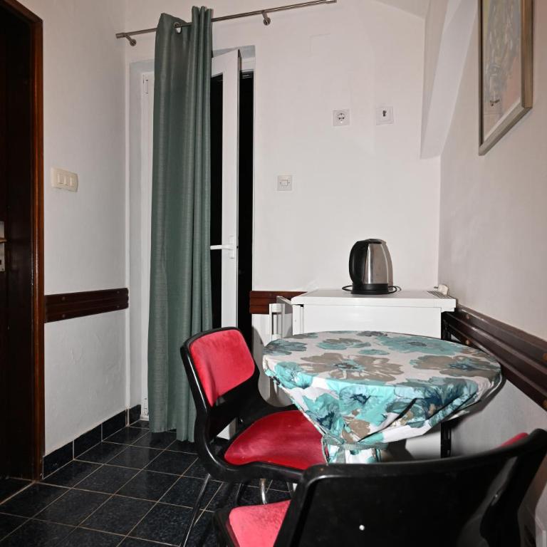 Apartments Holiday - Apartman - 1