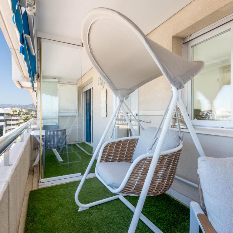 Apartment in Puerto Banus with pool views and parking - Two-Bedroom Apartment - 24