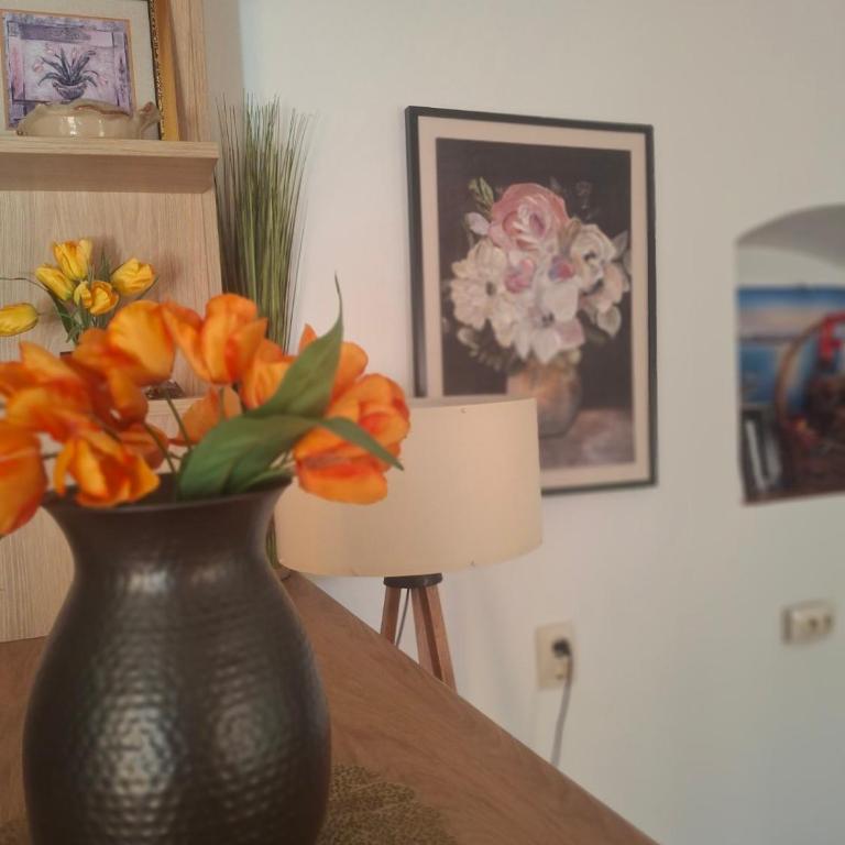 Romantic Escape - Stunning Rooftop Views - Old Town - One-Bedroom Apartment - 29