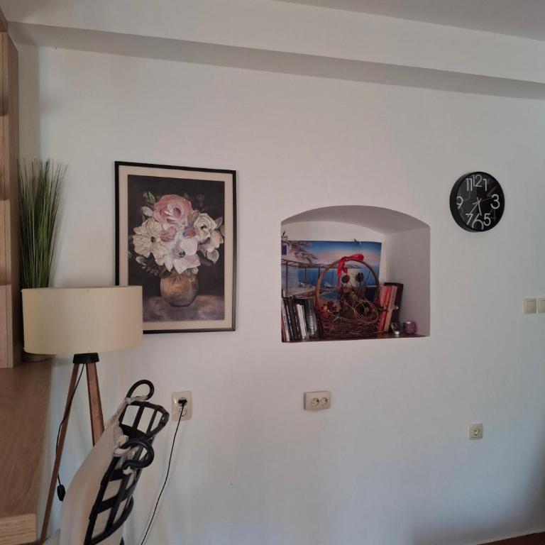 Romantic Escape - Stunning Rooftop Views - Old Town - One-Bedroom Apartment - 30