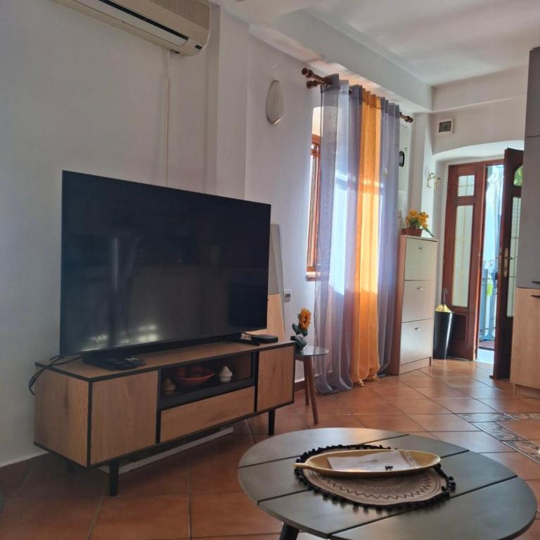 Romantic Escape - Stunning Rooftop Views - Old Town - Apartman sa 1 Spavaćom Sobom - 17