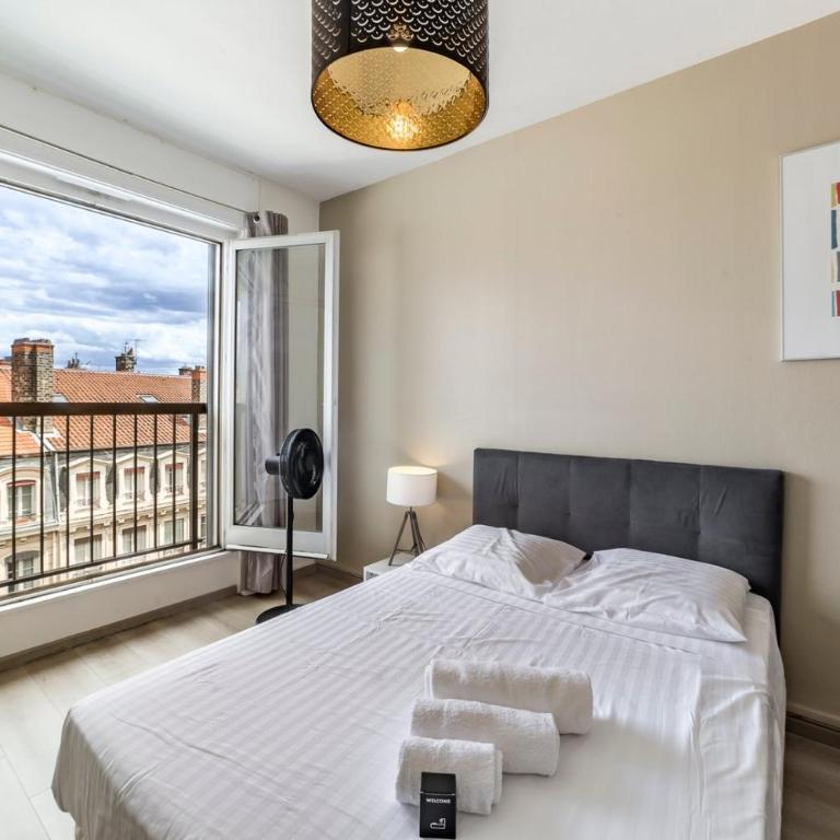 AllinLyon | Studio vue toits Presqu’île - Appartamento - 2
