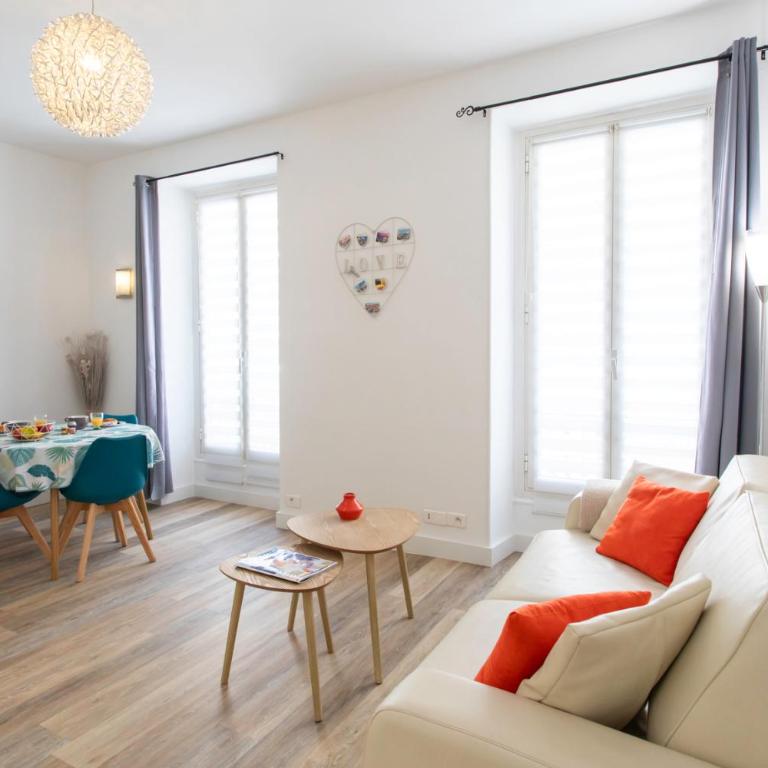 #28 Staywiz us -1 BDR Flat AC Balcony Hper Central 10mins to Beach & old town - Appartement 1 Chambre - 16