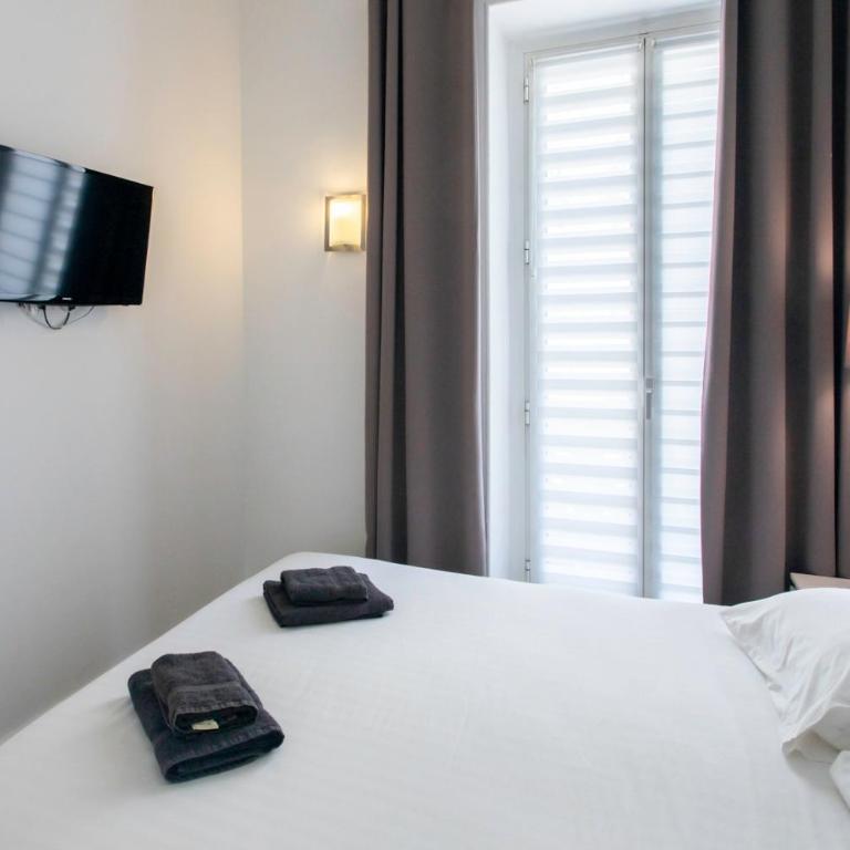 #28 Staywiz us -1 BDR Flat AC Balcony Hper Central 10mins to Beach & old town - Appartement 1 Chambre - 3