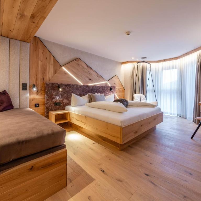 Hotel Rose - Deluxe Doppelzimmer mit Zustellbett - 3