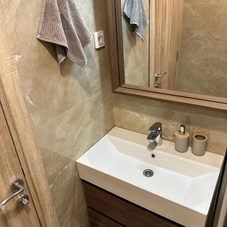 DD apartment - Three-Bedroom Apartment with Sea View - 14