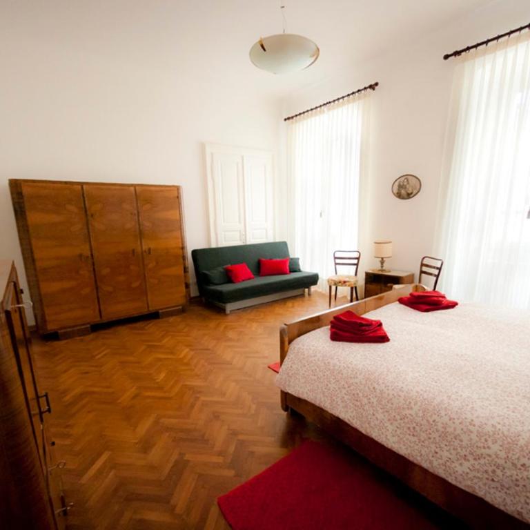 Domus Liberta - Art Nouveau Rooms Stazione - Camera Matrimoniale con Bagno Privato - 6