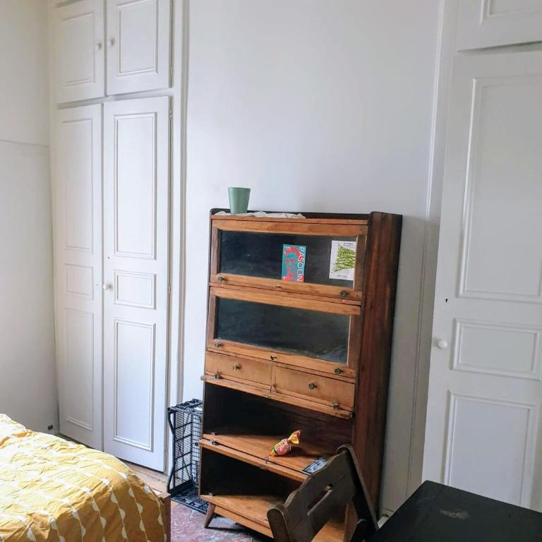 Classic Parisian 2 BR flat in Paris 10 - Appartement 2 Chambres - 8