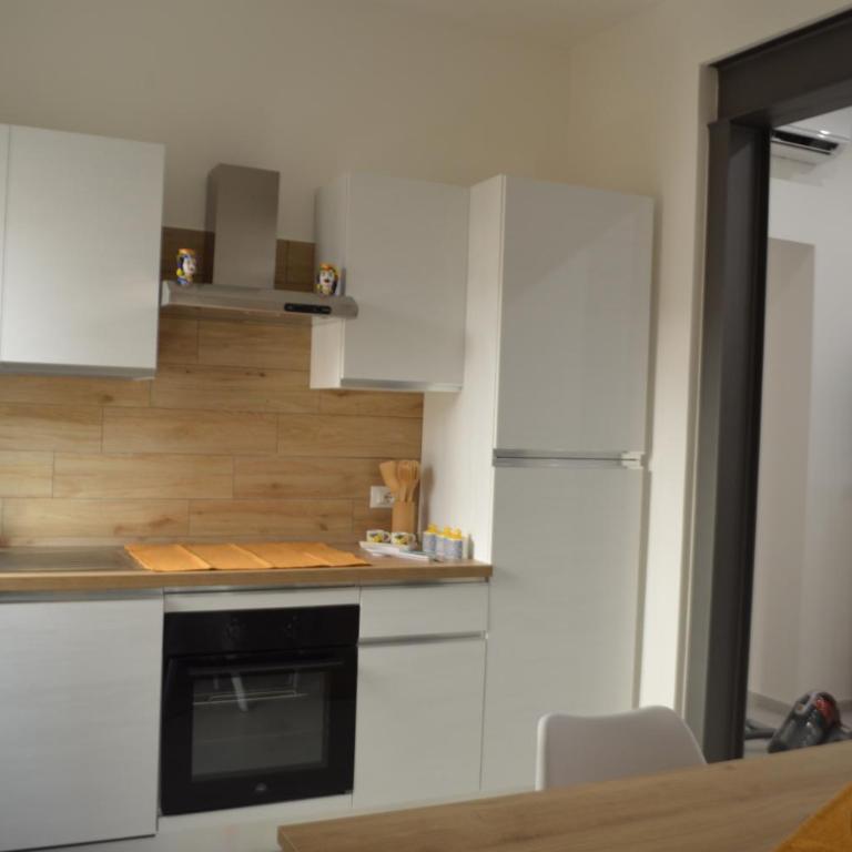 Zefiro Apartment - Two-Bedroom House - 1