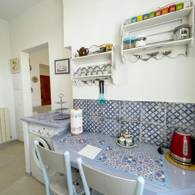 La Loggia near Piazza del Campo - Two-Bedroom Apartment - 2
