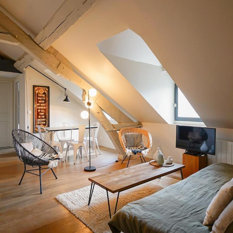 Grand appartement cœur du Marais - dernier étage - Two-Bedroom Apartment - 1