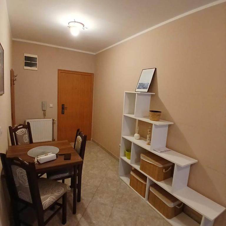 Milićeva - Mirijevo - Apartman sa 1 Spavaćom Sobom - 2