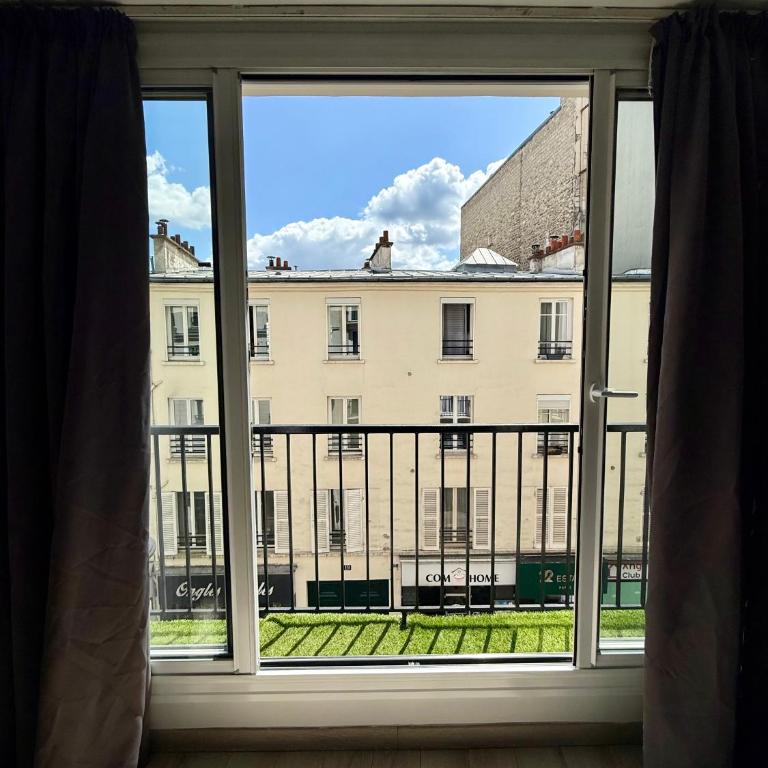 Apartment Like HOME with AC, Arc de Triomphe, Champs Élysées, Tour Eiffel - Studio avec Balcon - 15