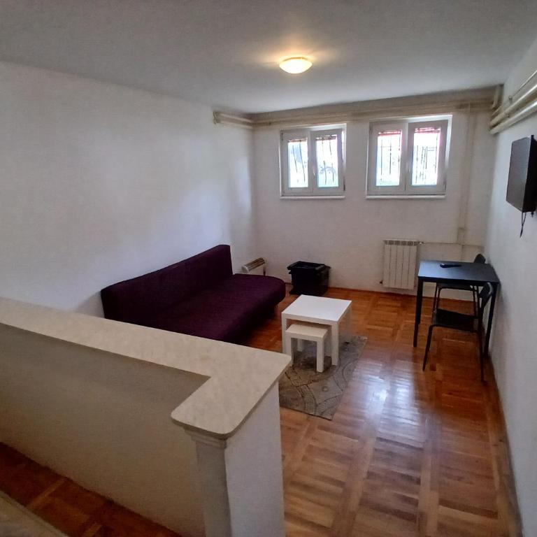 17 Oktobar Rakovica - Apartman sa 1 Spavaćom Sobom - 11