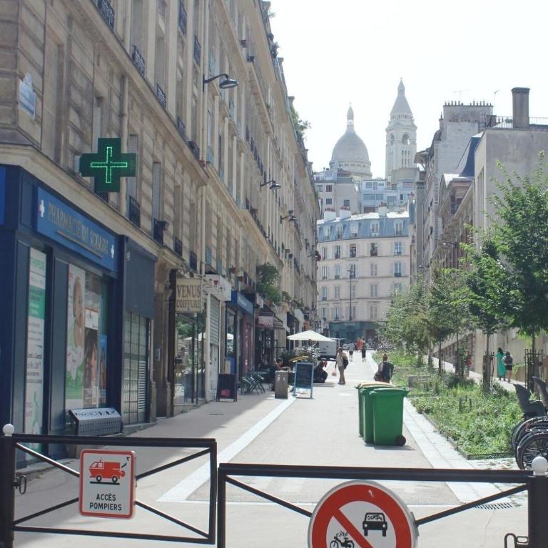 2 rooms, close to Montmartre, light and quiet - Appartement 2 Chambres - 20