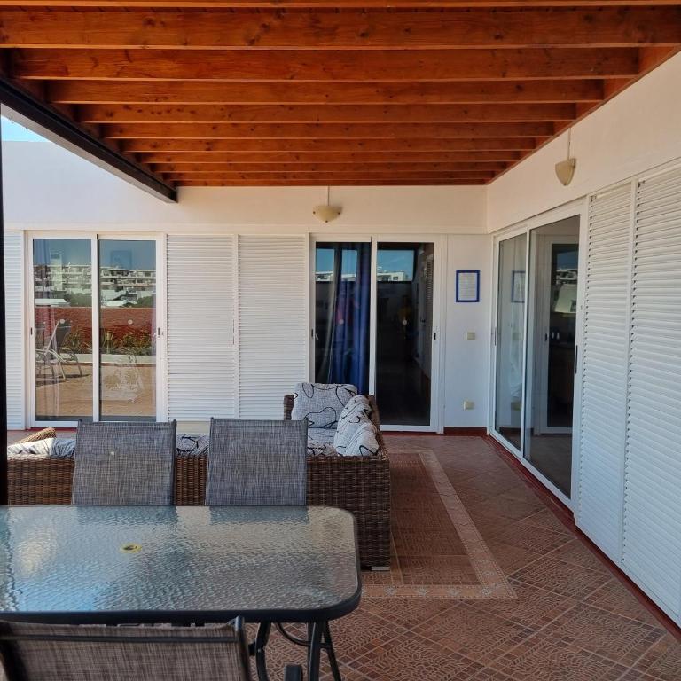 Extremely Private Villa, Heated Pool & Jacuzzi, Pool Wet Bar, Great Views. - Three-Bedroom Villa - 24