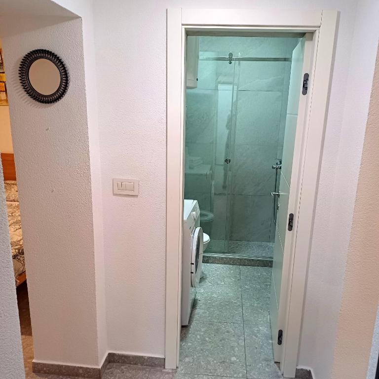 Lela - One-Bedroom Apartment - 5